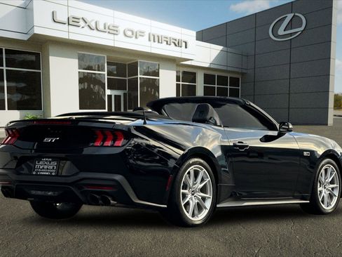 Used 2024 Ford Mustang GT Premium image 9