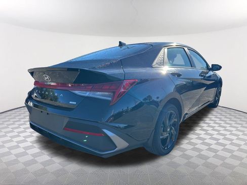 New 2026 Hyundai Elantra Sport image 5