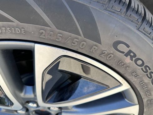 Used 2025 Cadillac Optiq Sport 1 AWD/4WD image 11
