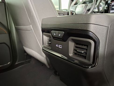 Used 2024 GMC Sierra 2500 AT4 w/ AT4 Premium Plus Package image 34