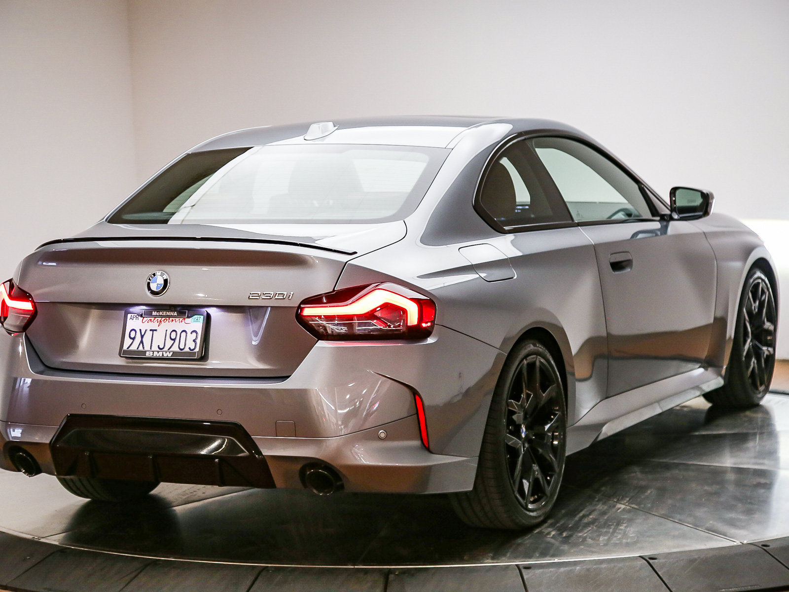 Used 2026 BMW 230i Coupe w/ Premium Package RWD image 7