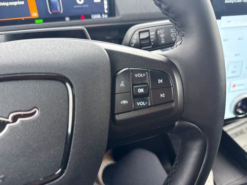 Used 2023 Ford Mustang Mach-E Select image 28