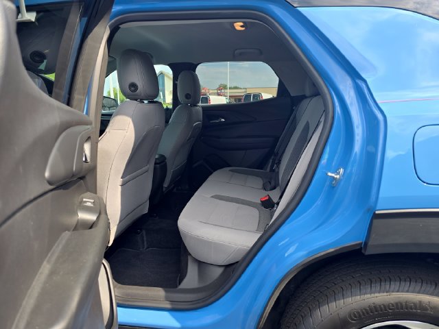 Used 2024 Chevrolet TrailBlazer LT w/ LT Cold Weather Package AWD/4WD image 14