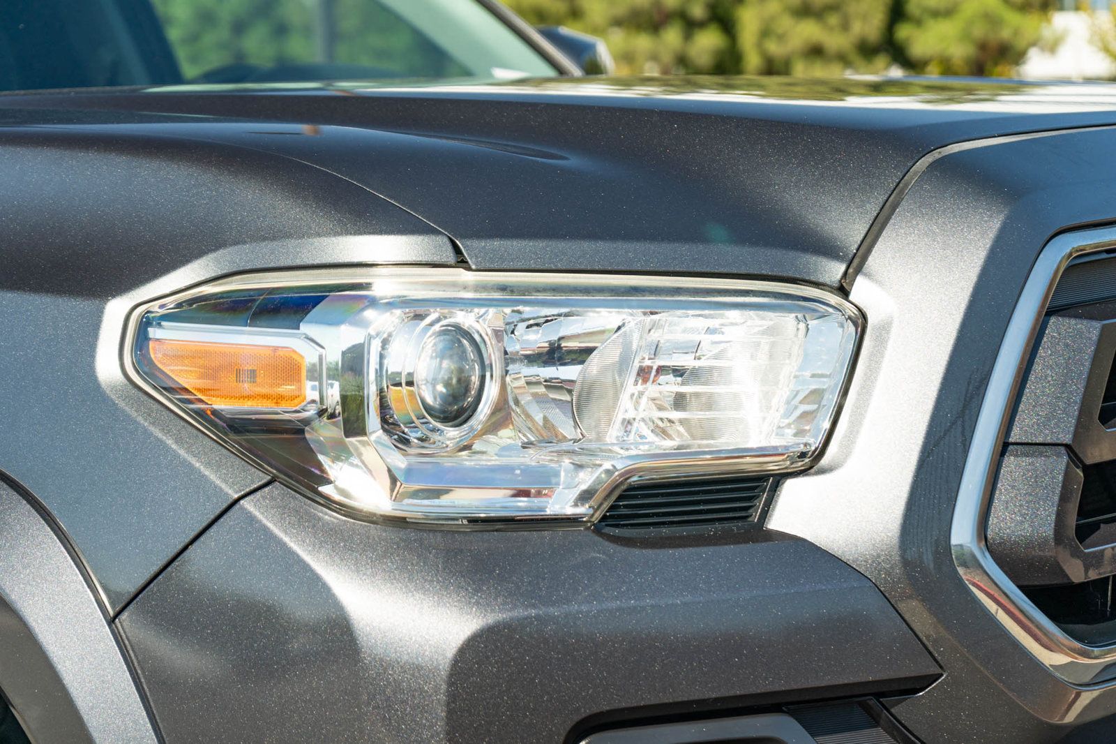 Used 2020 Toyota Tacoma SR5 RWD image 15
