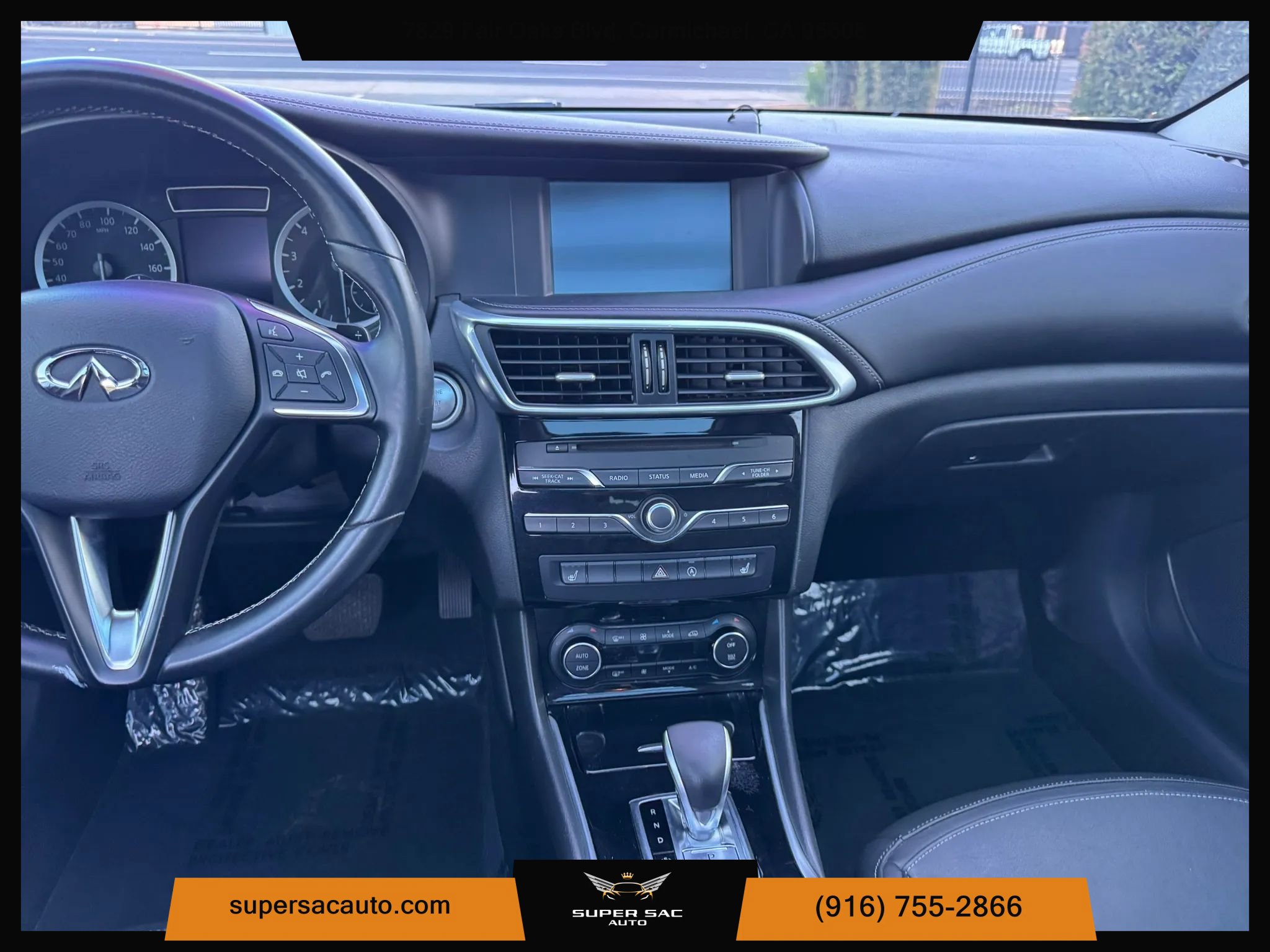 Used 2017 INFINITI QX30 Premium w/ Cargo Package FWD image 22