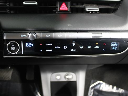 Used 2023 Hyundai Ioniq 5 SEL image 19