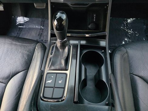 Used 2012 Hyundai Azera Base 4dr Sedan image 37