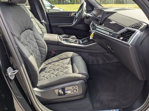 New 2026 BMW X5 xDrive40i w/ M Sport Package image 39
