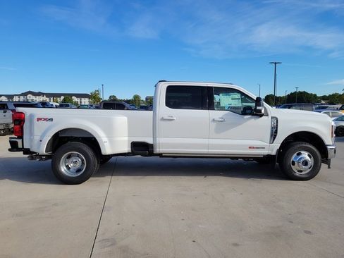 New 2026 Ford F350 Lariat w/ Lariat Ultimate Package image 2