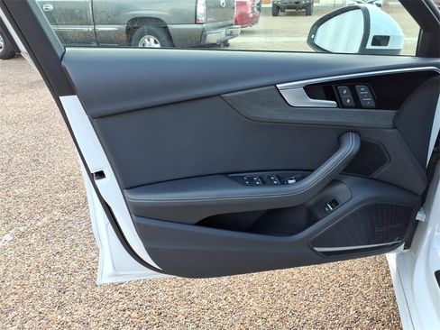 Used 2024 Audi A4 2.0T Premium Plus image 15