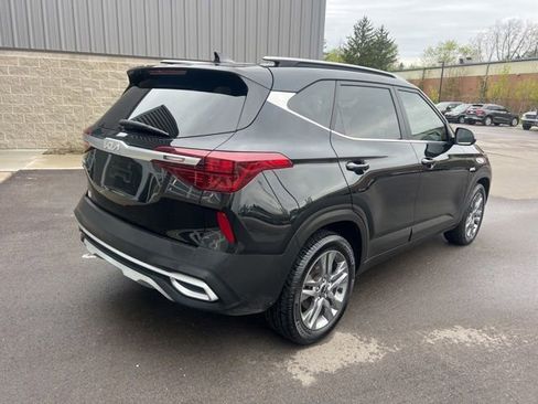 Used 2022 Kia Seltos S AWD/4WD image 5