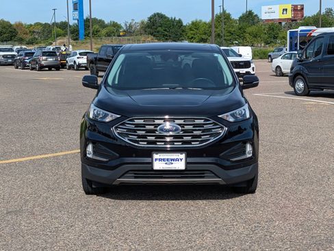 Used 2023 Ford Edge Titanium AWD/4WD image 10