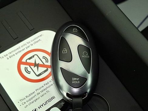 New 2026 Hyundai Santa Fe SE image 11