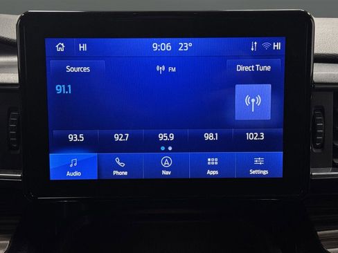 Used 2023 Ford Explorer Limited image 20