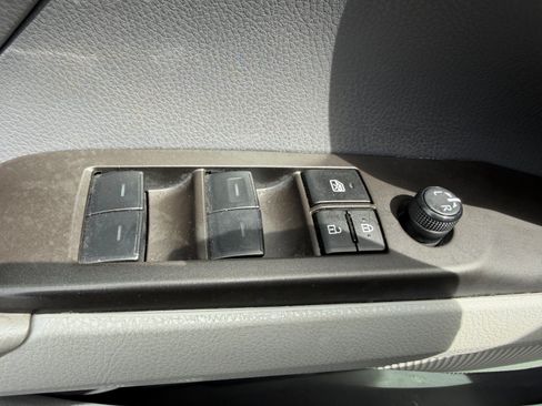 Used 2023 Toyota Camry LE FWD image 18