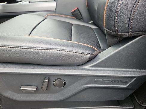 New 2026 Ford F250 Lariat w/ Lariat Ultimate Package image 23