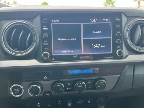 Used 2023 Toyota Tacoma TRD Sport w/ Technology Package AWD/4WD image 12