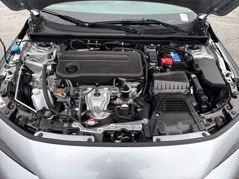 Used 2025 Honda Civic Sport image 32