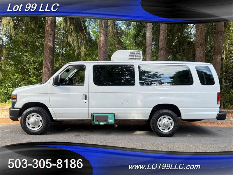 Used 2009 Ford E-350 and Econoline 350 Extended Super Duty RWD image 1