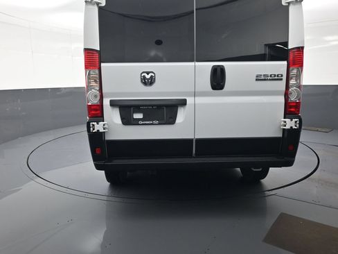Used 2025 RAM ProMaster 2500 w/ U-Haul Equipment Group FWD image 4