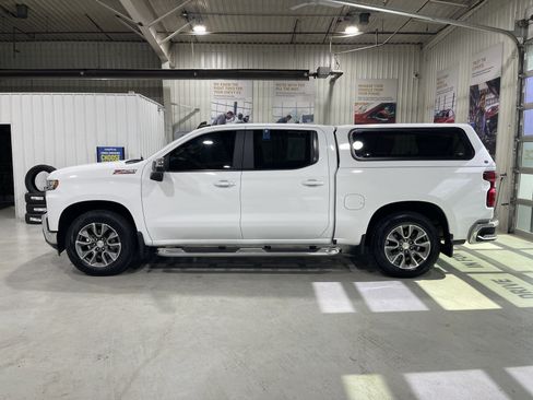 Used 2020 Chevrolet Silverado 1500 LT w/ Convenience Package AWD/4WD image 5