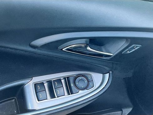 Used 2024 Chevrolet Malibu LT FWD image 17