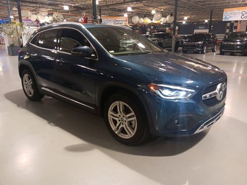 Used 2023 Mercedes-Benz GLA 250 4MATIC image 4