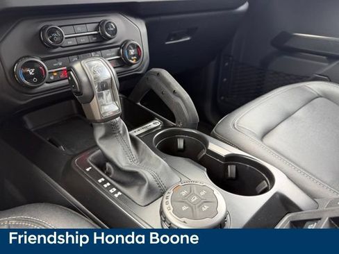 Used 2025 Ford Bronco Badlands AWD/4WD image 28