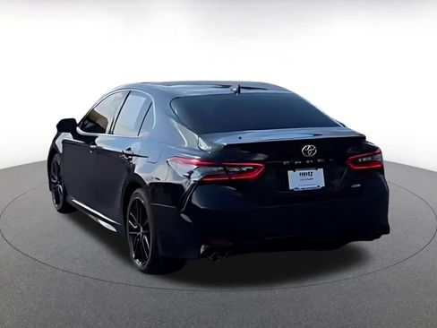 Used 2024 Toyota Camry XSE FWD image 8