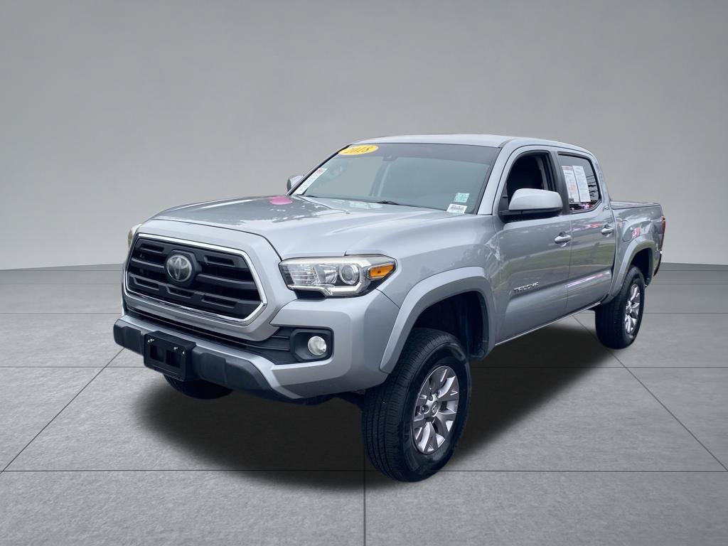 Used 2018 Toyota Tacoma SR5 AWD/4WD image 2