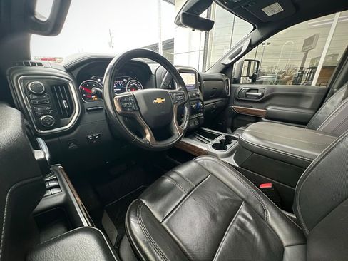 Used 2023 Chevrolet Silverado 3500 High Country image 15