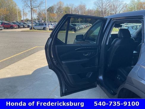 Used 2023 Honda Pilot EX-L image 16