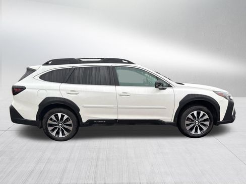 Used 2023 Subaru Outback Limited AWD/4WD image 13