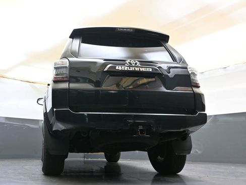 Used 2024 Toyota 4Runner SR5 Premium image 39