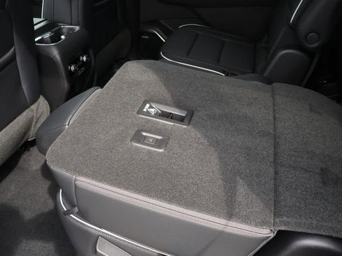 New 2026 Buick Enclave Preferred w/ Power Package AWD/4WD image 17