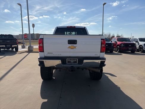 Used 2015 Chevrolet Silverado 2500 LTZ w/ Duramax Plus Package image 4