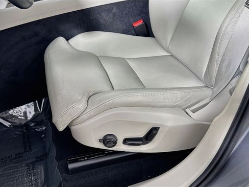 Used 2019 Volvo XC60 T5 Inscription w/ Protection Package AWD/4WD image 22