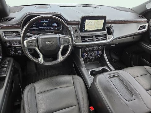Used 2023 Chevrolet Tahoe Z71 w/ Luxury Package AWD/4WD image 12