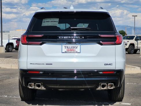 New 2026 GMC Acadia Denali Ultimate w/ LPO, Floor Liner Package AWD/4WD image 6