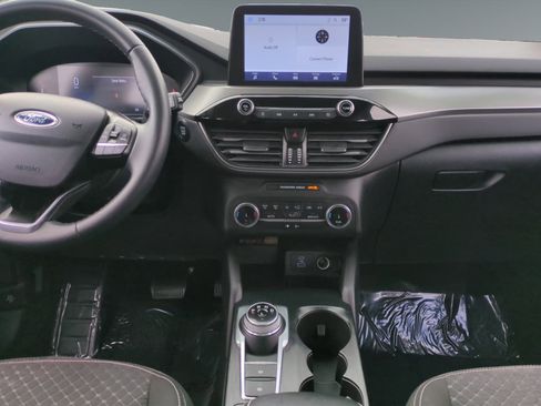 Used 2023 Ford Escape Active image 11