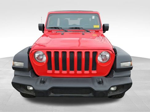 Used 2018 Jeep Wrangler Unlimited Sport S image 2