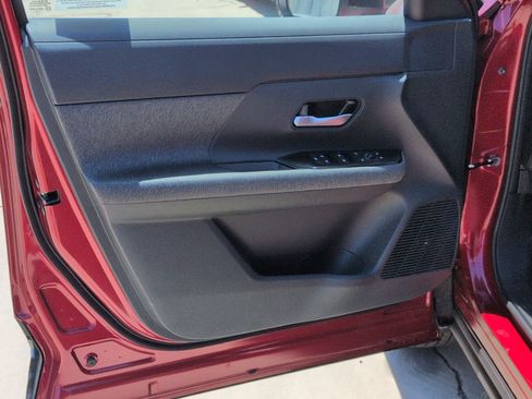New 2026 Nissan Kicks SV FWD image 13