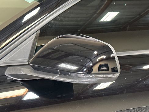 Used 2019 Ford Mustang Shelby GT350 w/ Technology Package image 47