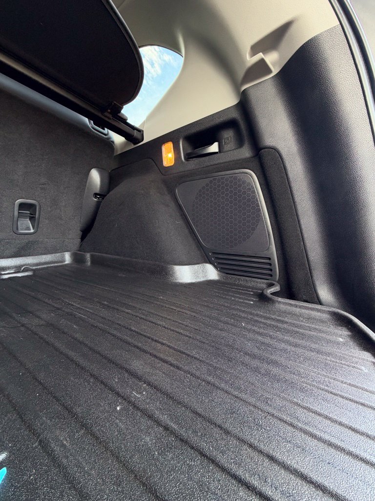 Used 2022 Honda CR-V Touring image 12