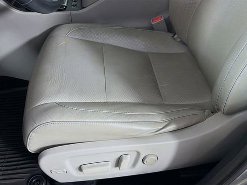 Used 2015 Toyota Highlander Limited Platinum AWD/4WD image 21