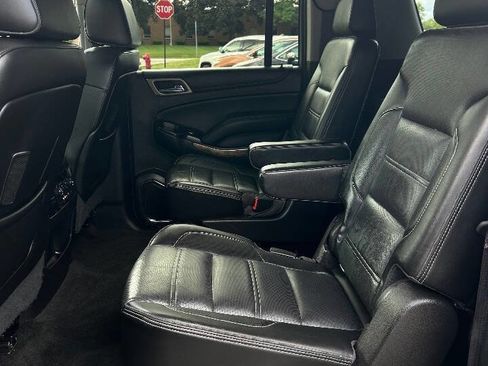 Used 2016 GMC Yukon XL Denali w/ Open Road Package AWD/4WD image 16