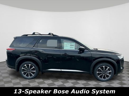 New 2026 Nissan Pathfinder Platinum AWD/4WD image 2