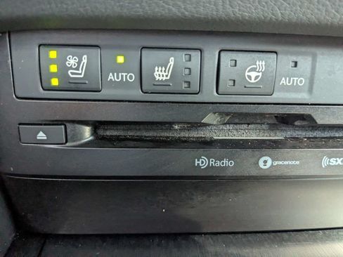 Used 2019 Lexus ES 350 w/ Premium Package FWD image 40