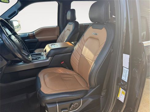 Used 2017 Ford F150 Limited image 10