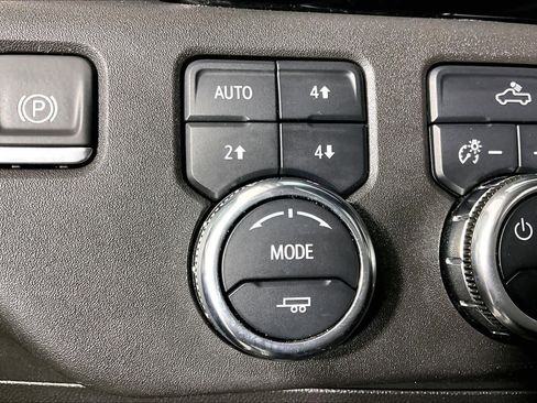 Certified 2024 GMC Sierra 1500 Elevation w/ X31 Off-Road Package AWD/4WD image 33